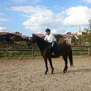 Meet your Posher, Candice